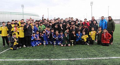 Okullar arası futbolda şampiyonlar belli oldu