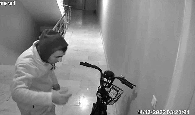 Önce ayakkabıları sonra elektrikli bisikletleri çaldı