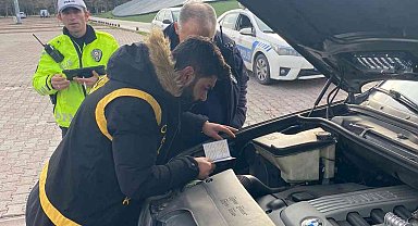 Polisten "kuş" grubu araç ve motosiklet denetimi