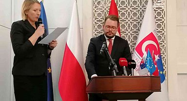 Polonya'dan Türk öğrencilere burs