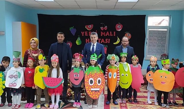 Pursaklar'ın miniklerinden Yerli Malı Haftası kutlaması