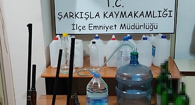 Sahte alkol yapımında kullanılan 10 litre etil alkol ele geçirildi