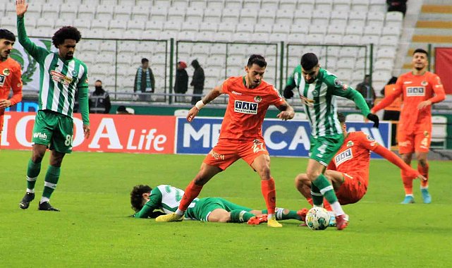 Spor Toto Süper Lig: Konyaspor: 2 - Alanyaspor: 2