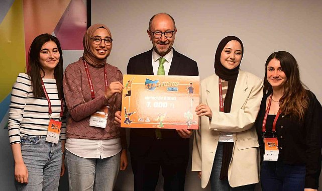 STARTUPUS Girişimcilik Atölyesi düzenlenen ödül töreniyle son buldu