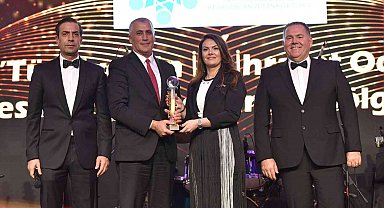TÜİOSB'ye 'Altın Değerler' ödülü
