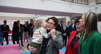Ukraynalı çocuklar yeni yılı Türkiye'deki sıcak yuvalarında karşıladı