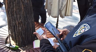 Ülke genelinde mal ve hizmet satmak suretiyle halkı rahatsız eden şahıslara ve dilencilere yönelik uygulama gerçekleştirildi