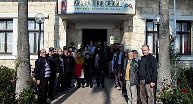 Yaş almış vatandaşlar, Gazi Çiftliği'ni gezdi