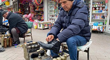 Yılbaşında kimi işlere yetişemiyor kimi de geçim derdinde