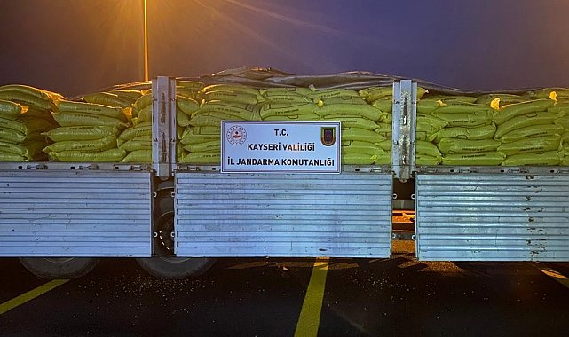 Yol kontrolü uygulamasında durdurulan tırda 26 ton sahte gübre bulundu