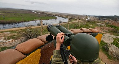 Yunanistan'dan yasa dışı yollarla Türkiye'ye sızmaya çalışan 16 kişi yakalandı