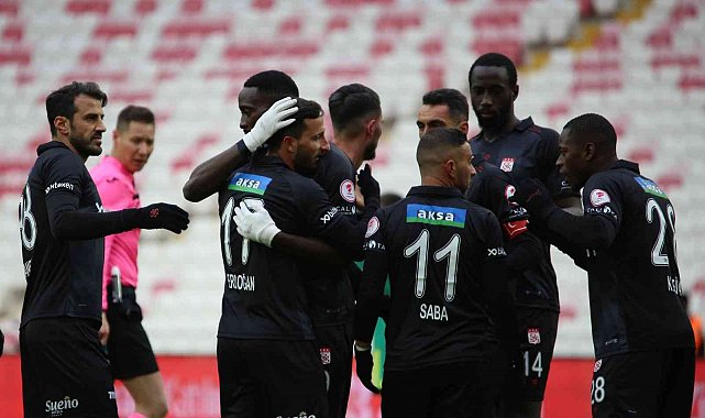Ziraat Türkiye Kupası: Sivasspor: 3 - Esenler Erok Spor: 1