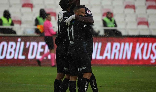 Ziraat Türkiye Kupası: Sivasspor: 5 - Esenler Erok Spor: 2