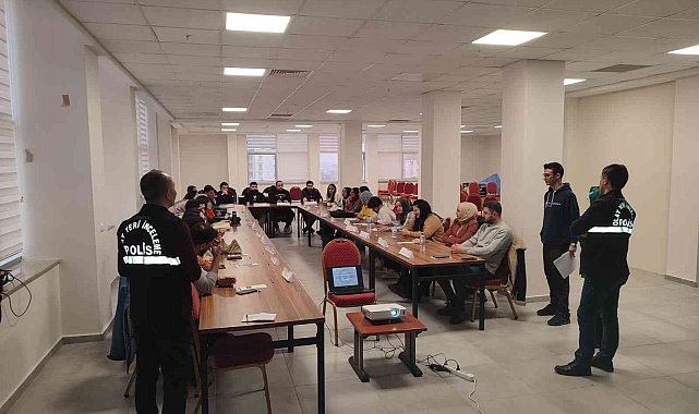 112 Acil Servis personeline "olay yeri" eğitimi