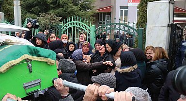 25 yaşındaki Tuğçe, gelinlik örtülü tabutunda son yolculuğuna uğurlandı