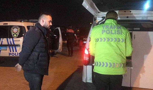 'Dur' ihtarına uymayıp kaçtı, baklava aldığı yerde yakalandı