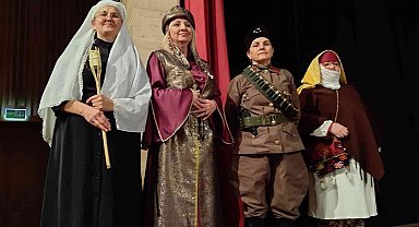 'Kahraman Türk Kadınları' belgesel gösterisi öğrencilerle buluşmaya devam ediyor