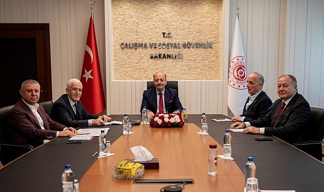 700 bin kamu işçisini ilgilendiren toplu sözleşme görüşmeleri bugün resmen başladı