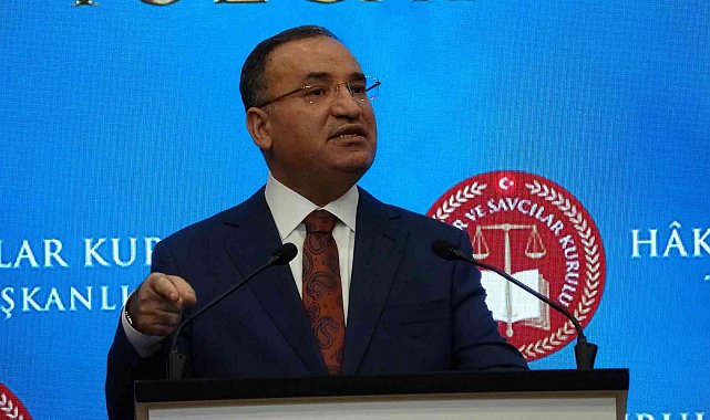 Adalet Bakanı Bozdağ: "Çat kapı icra dönemi kapanıyor"