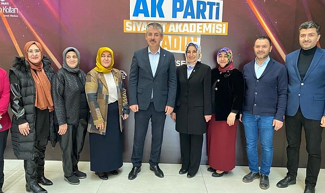 AK Parti'den kadınlara eğitim