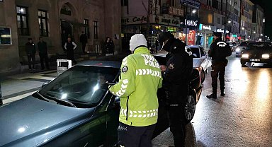 Aksaray'da Çevik Kuvvetten 'şok' denetim