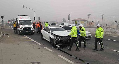 Aksaray'da taziye dönüşü kaza: 4 yaralı