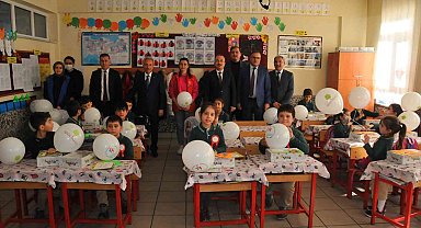 Akşehir'de 17 bin 90 öğrenci karne aldı