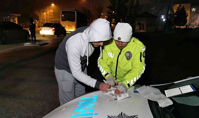 Alkollü araç kullanırken yakalandı, polise talimat verip polisten şikayetçi oldu