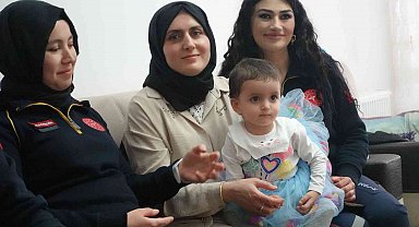 Ambulansta doğan Almira, 2'nci yaşını doğumu yaptıran sağlık ekibiyle kutladı