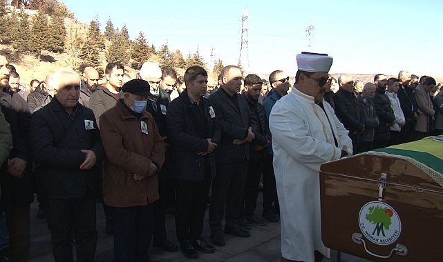 Ankaragücü Basın Sözcüsü Hüseyin Aytekin'in babası Adil Aytekin, son yolculuğuna uğurlandı