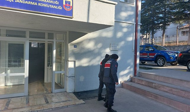 Aranması olan şahıs jandarma ekiplerince yakalandı