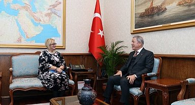 Bakan Akar, Dakar Büyükelçiliğine atanan Sağman'ı kabul etti