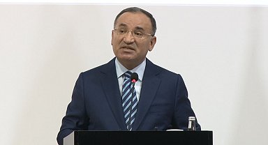 Bakan Bozdağ: "Hakim ve savcıların vicdanı anayasa, kanun ve hukukla mutlak ve mutlak bağlı olmalıdır"