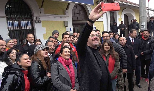 Bakan Kasapoğlu Kırıkkaleli gençlere müjdeyi verdi: "Spor salonunun inşasına başladık"