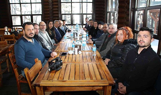 Başkan Akkaya gazetecilerin gününü kutladı