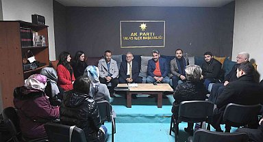 Başkan Büyükkılıç, AK Parti Talas İlçe Başkanlığı yönetim kurulu toplantısına katıldı