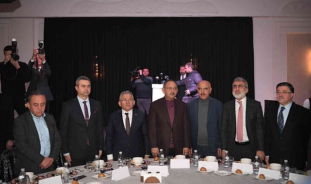 Başkan Büyükkılıç, Özhaseki ile birlikte "arabaşı" programına katıldı