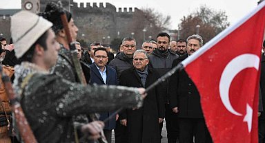 Başkan Büyükkılıç, Vali Çiçek ile birlikte Sarıkamış Şehitlerini Anma Programı'na katıldı