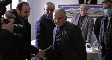 Başkan Büyükkılıç'tan Develililer Derneği'ne ziyaret