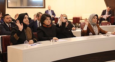 Başkan Çolakbayrakdar, yılın ilk meclisinde kentsel dönüşüm müjdesi verdi