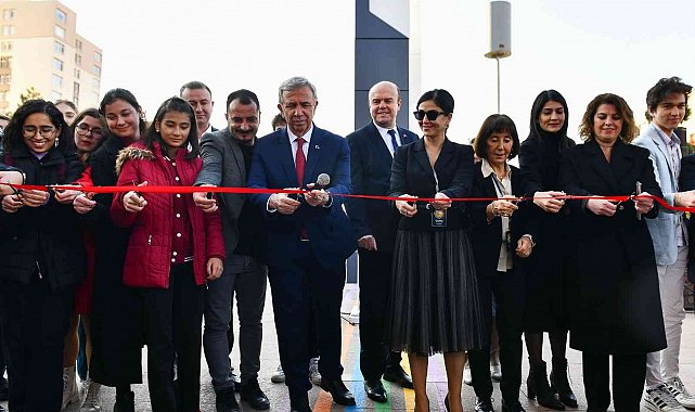 Başkent'te bir ilk: ABB Gökkuşağı Yabancı Dil Eğitim Merkezi açıldı