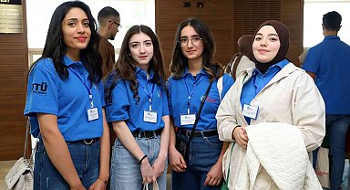 Bu üniversite her 4 öğrenciden 1'i yurt dışında eğitim görecek