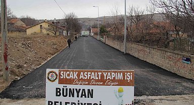 Bünyan'da asfaltlama çalışmaları sürüyor
