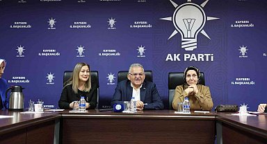 Büyükkılıç, AK Parti Kayseri İl Kadın Kolları Üyeleri ile istişare toplantısı gerçekleştirdi