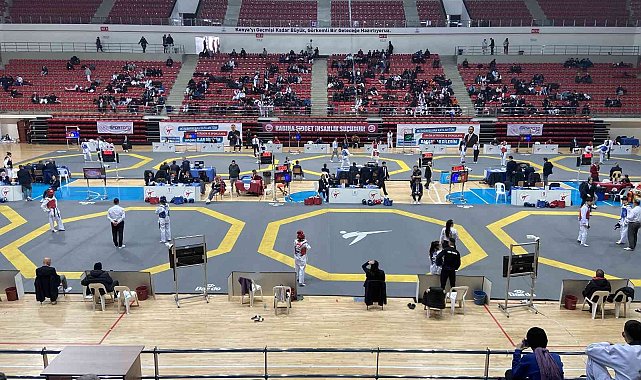 Büyükler Türkiye Tekvando Şampiyonası Konya'da başladı