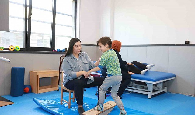 Büyükşehir'in Engelsiz Yaşam Merkezi'nde yüzler gülüyor