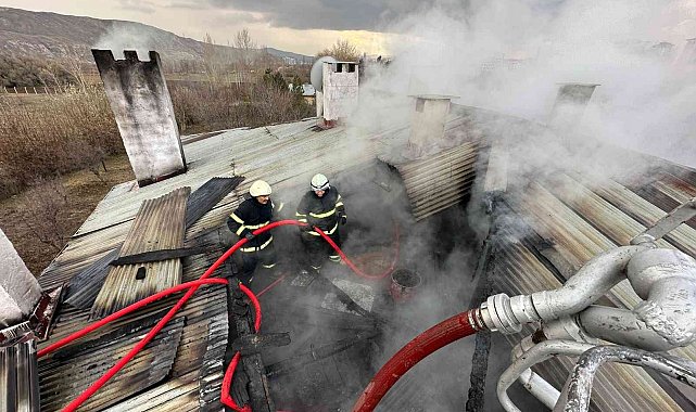 Can kurtarmak için canlarını riske atan kahramanlar, 1 yılda 3 bin 912 bin yangına müdahale etti