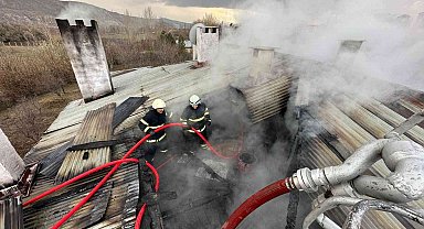 Can kurtarmak için canlarını riske atan kahramanlar, 1 yılda 3 bin 912 bin yangına müdahale etti