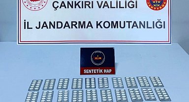 Çankırı'da 331 adet sentetik ecza hapı ele ele geçirildi: 2 gözaltı