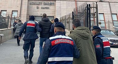 Cinayet şüphelisi 2 kişi jandarma ekiplerince yakalandı